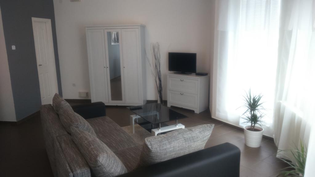 Solid Apartmans Budapest Ruang foto