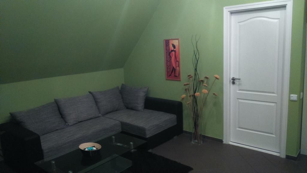 Solid Apartmans Budapest Ruang foto